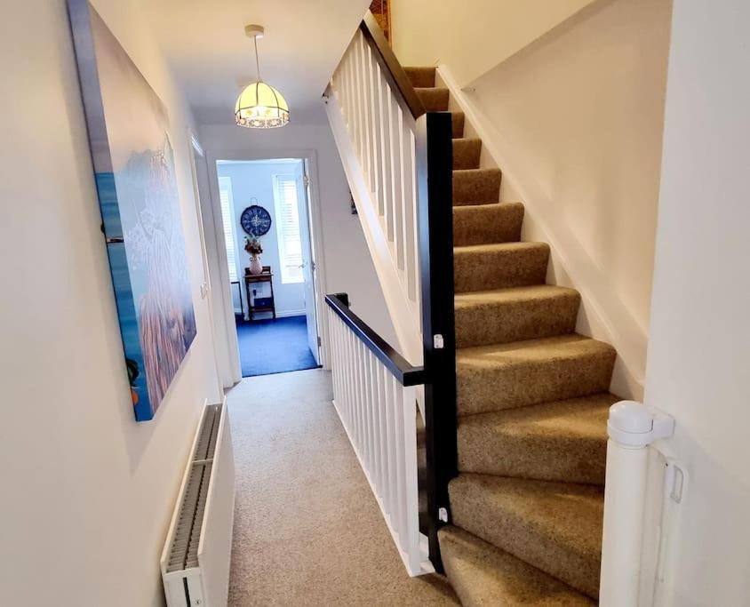 Villa Causeway97 Townhouse Portrush Exterior foto